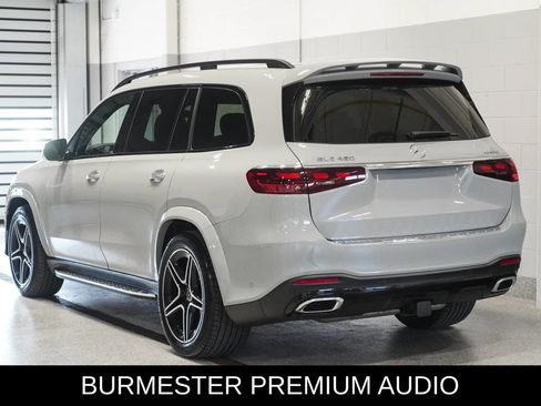Used 2025 Mercedes-Benz GLS 450 4MATIC image 4