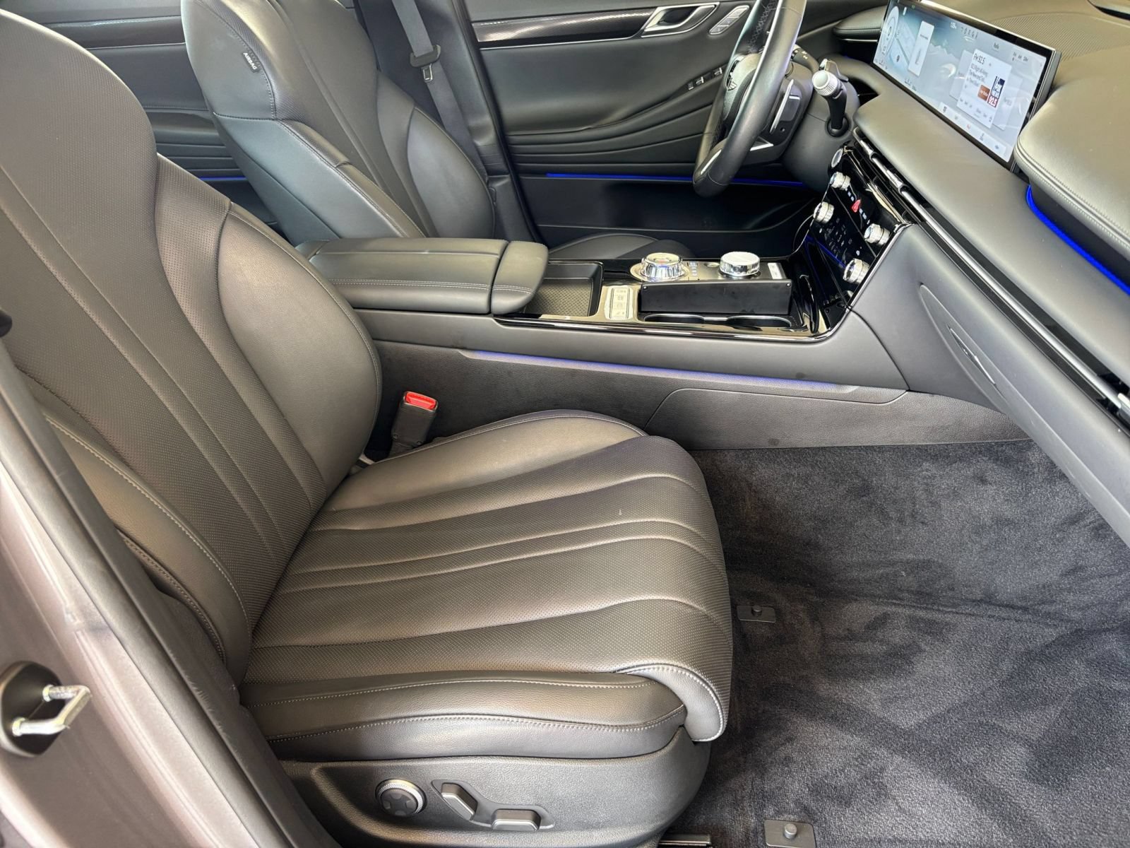 Used 2026 Genesis G80 2.5T AWD/4WD image 37