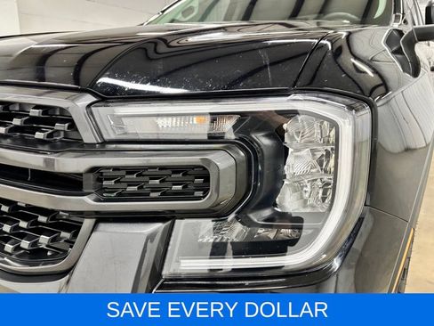 Used 2025 Ford Ranger XLT w/ Equipment Group 301A High RWD image 9