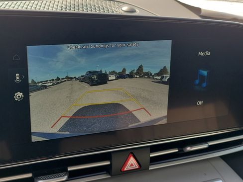 New 2026 Hyundai Elantra Limited image 29