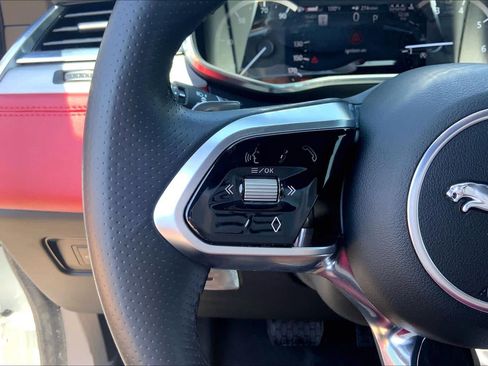 Used 2023 Jaguar F-PACE R-Dynamic S AWD/4WD image 24