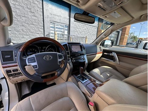 Used 2013 Toyota Land Cruiser AWD/4WD image 14