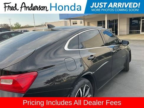 Used 2018 Chevrolet Malibu LT FWD image 4