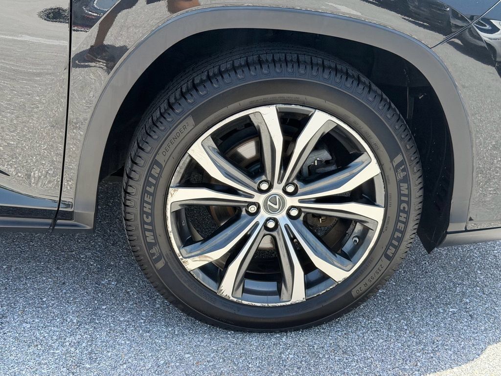 Used 2021 Lexus RX 350L FWD w/ Premium Package image 9