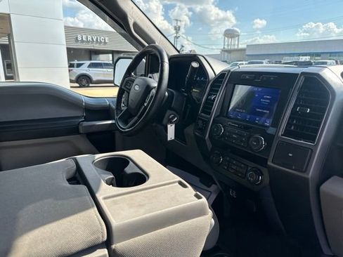 Used 2019 Ford F150 XLT w/ Equipment Group 302A Luxury AWD/4WD image 10