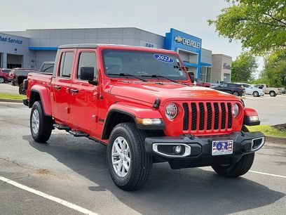 Used 2023 Jeep Gladiator Sport