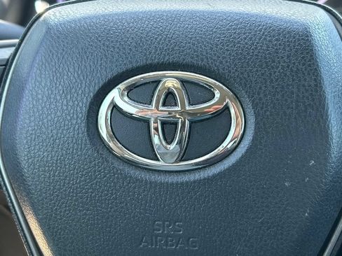 Used 2023 Toyota Camry SE FWD image 33