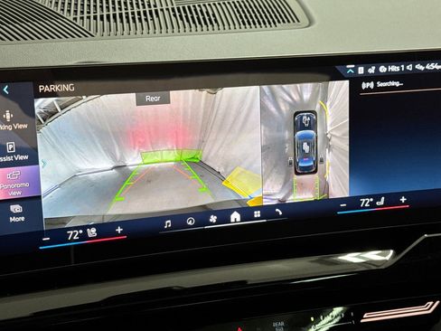 Used 2026 BMW 530i w/ Premium Package image 24