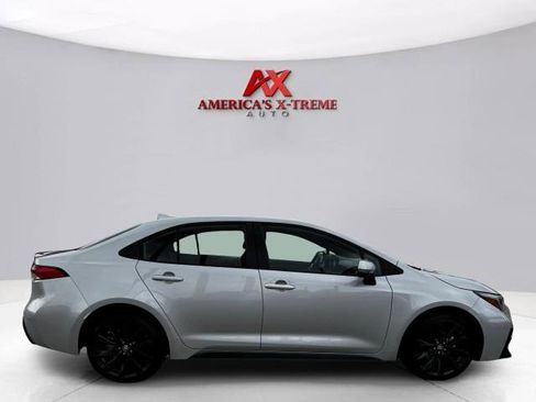 Used 2024 Toyota Corolla SE FWD image 6