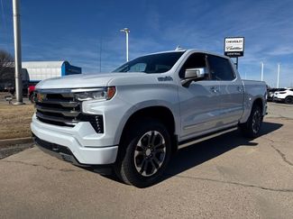 New 2026 Chevrolet Silverado 1500 High Country w/ Technology Package video 2