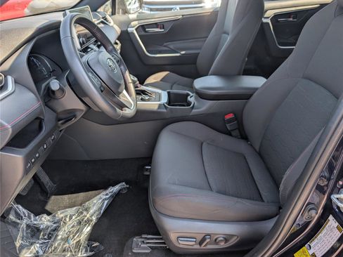 Used 2024 Toyota RAV4 SE w/ Weather & Moonroof Package AWD/4WD image 18