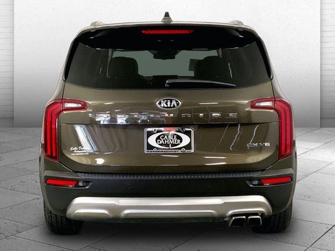 Used 2021 Kia Telluride EX w/ EX Premium Package FWD image 3