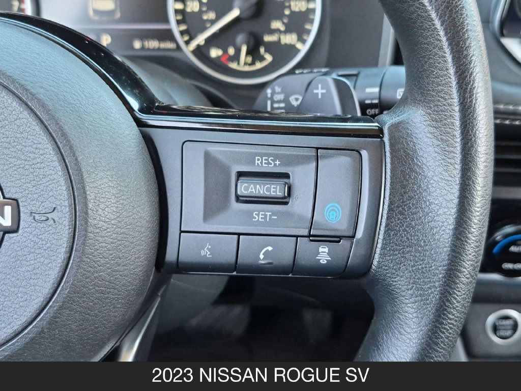 Used 2023 Nissan Rogue SV FWD image 18