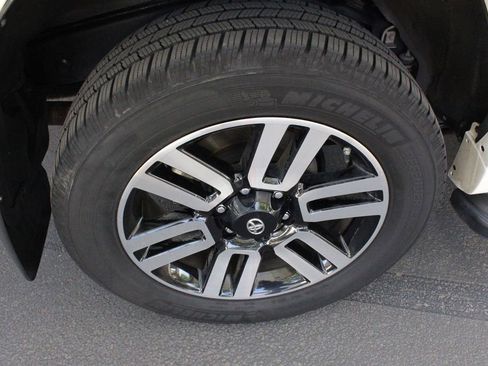 Used 2017 Toyota 4Runner Limited AWD/4WD image 65
