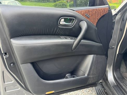 Used 2020 Nissan Armada SL RWD image 28