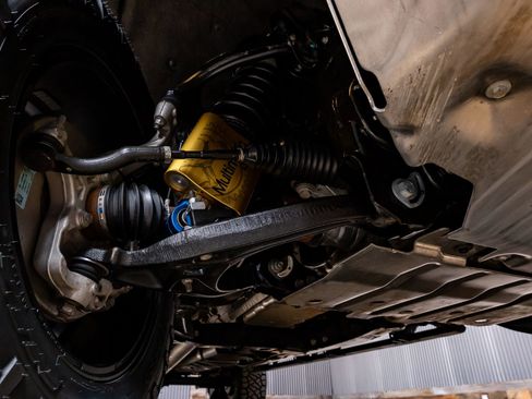 Used 2023 Chevrolet Colorado ZR2 w/ ZR2 Convenience Package III image 14