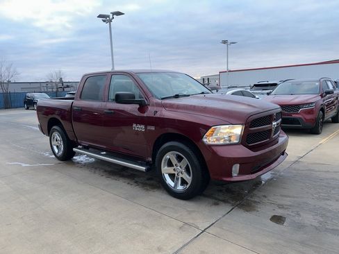 Used 2017 RAM 1500 Express image 4