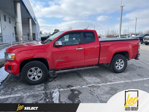 Used 2016 GMC Canyon 4x4 Extended Cab image 2