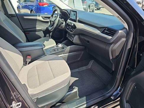 Used 2022 Ford Escape SE FWD image 32