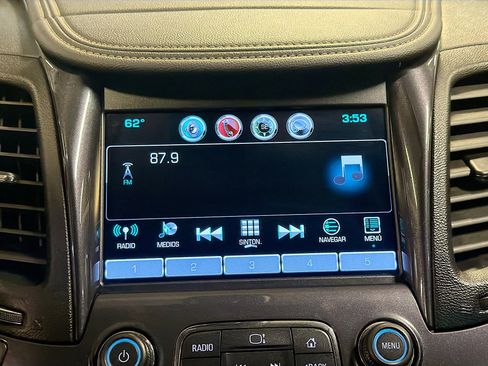 Used 2016 Chevrolet Impala LT w/ Convenience Package image 19