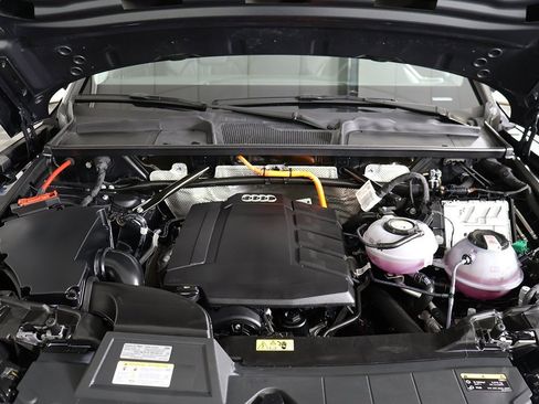 Used 2024 Audi Q5 e Premium Plus image 24