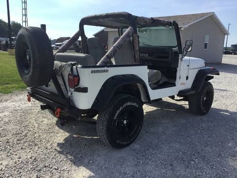Used 1988 Jeep Wrangler S AWD/4WD image 3
