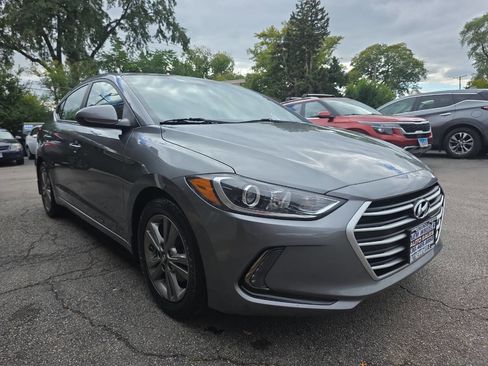 Used 2018 Hyundai Elantra Value Edition w/ Winter Weather Package image 5