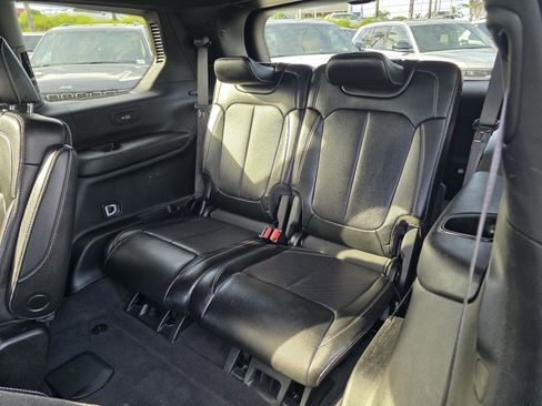 Certified 2024 Jeep Grand Cherokee L Limited w/ Luxury Tech Group II image 18