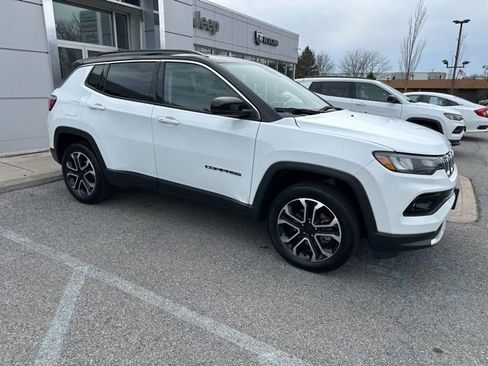 Certified 2022 Jeep Compass Limited AWD/4WD image 10