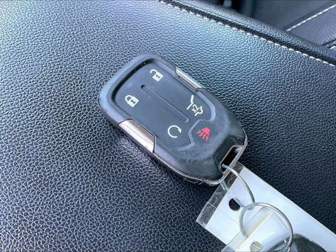 Used 2020 GMC Acadia SLT FWD image 13