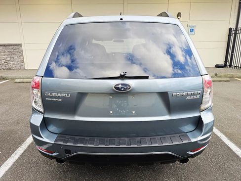 Used 2010 Subaru Forester 2.5X Premium image 4