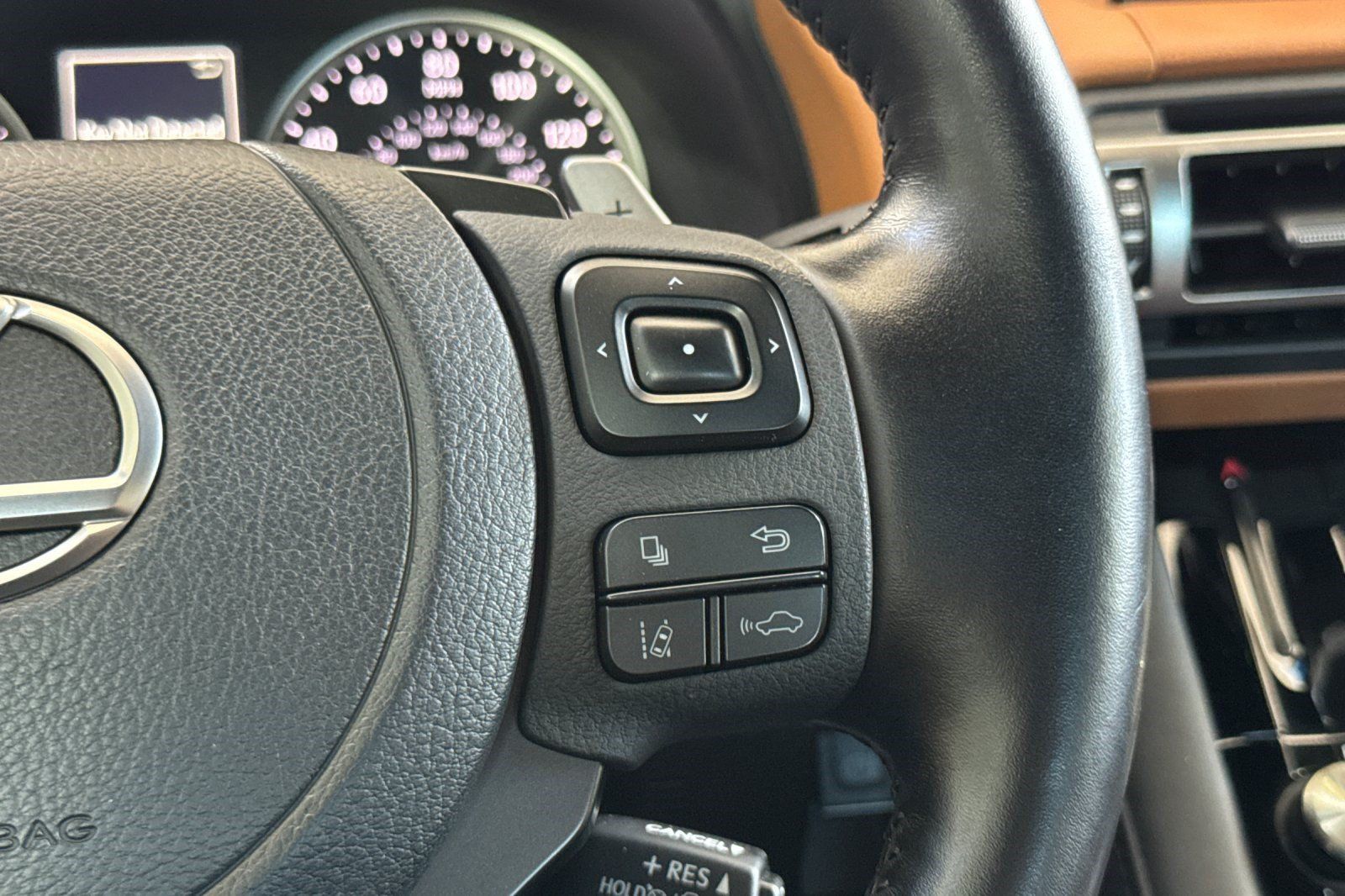 Certified 2022 Lexus IS 300 w/ Premium Package RWD image 31