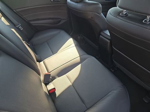 Used 2017 Acura ILX w/ Premium Package image 13