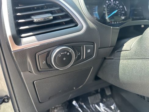 Used 2023 Ford Edge SEL AWD/4WD image 14