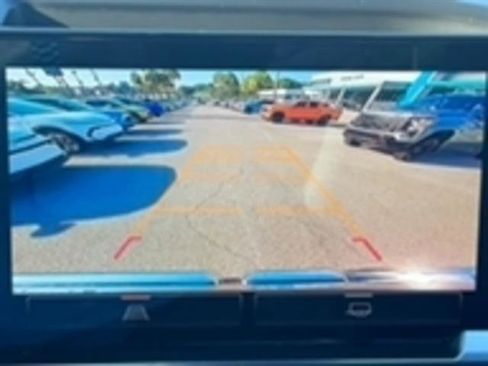 Used 2023 GMC Sierra 1500 Elevation image 18