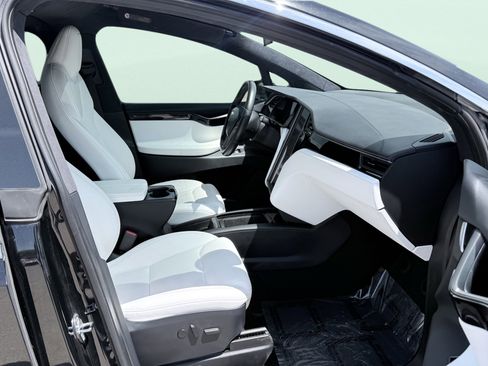 Used 2020 Tesla Model X Long Range AWD/4WD image 53