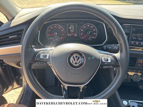 Used 2021 Volkswagen Jetta SE image 10
