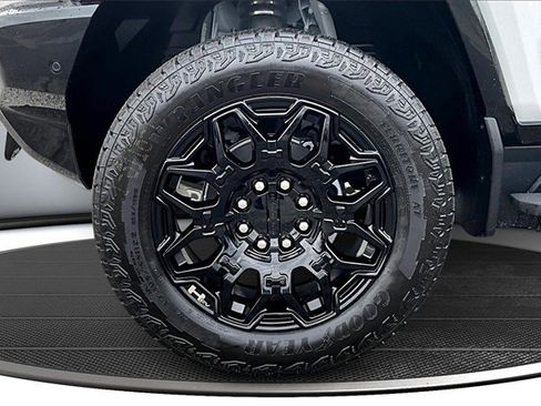 New 2026 GMC Hummer EV SUV image 12