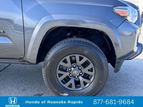 Used 2023 Toyota Tacoma SR5 image 34