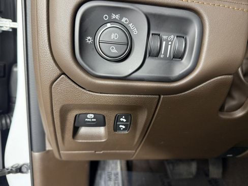 Used 2026 RAM 1500 Limited AWD/4WD image 26