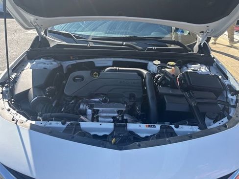 Used 2023 Chevrolet Malibu LT image 15