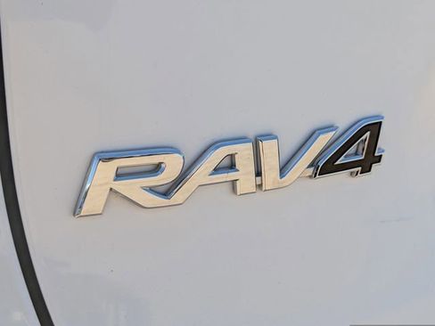Used 2024 Toyota RAV4 LE AWD/4WD image 13