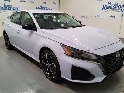 Used 2024 Nissan Altima 2.5 SR