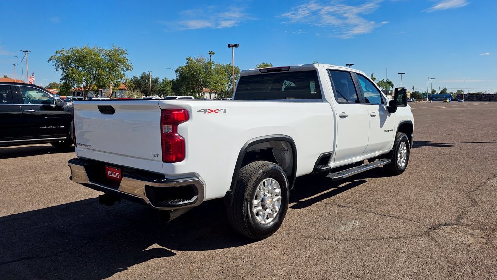 Used 2026 Chevrolet Silverado 3500 LT AWD/4WD image 11