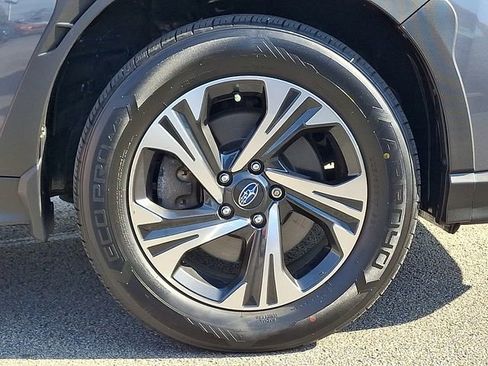 Used 2024 Subaru Crosstrek 2.0i Premium image 8