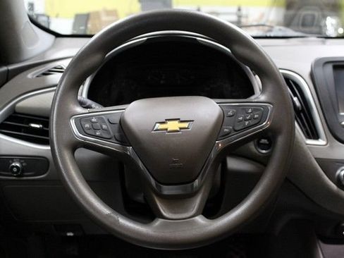Used 2016 Chevrolet Malibu LS FWD image 19