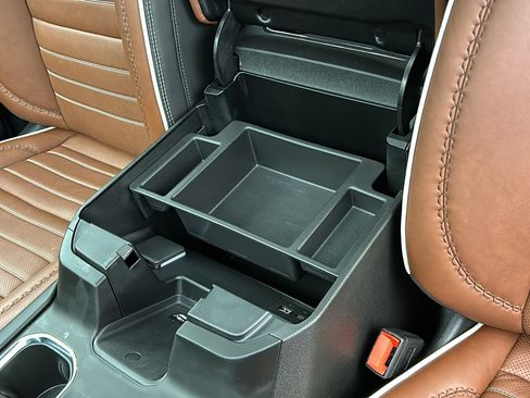 Used 2025 GMC Sierra 1500 Denali Ultimate image 27