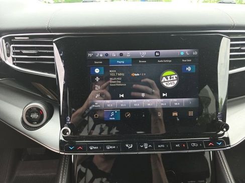 Used 2024 Jeep Wagoneer Series II w/ Convenience Group I image 49