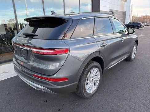 New 2026 Lincoln Corsair Premiere image 3