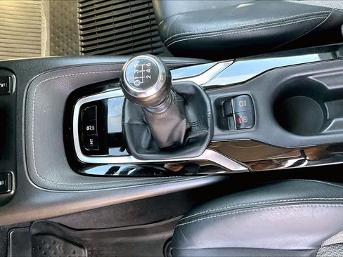 Used 2019 Toyota Corolla XSE image 15